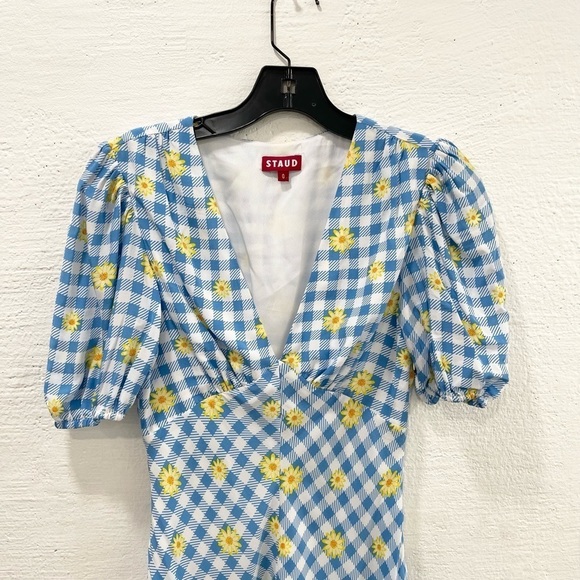 Staud Milla Print Minidress In Gingham Daisy Plaid - Picture 4 of 5